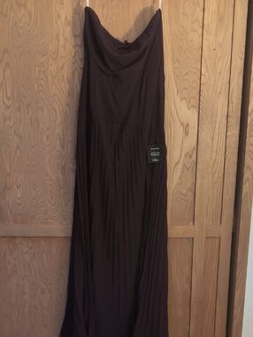 Lulus Celebratory Aesthetic Dark Purple Pleated Strapless Maxi Dress
